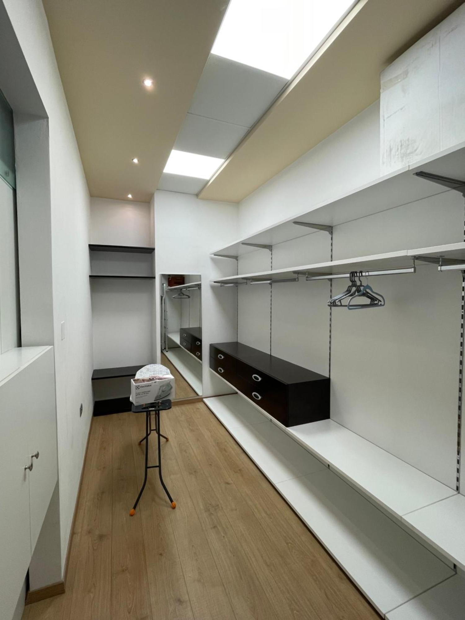 Lux Apartment Tirana Buitenkant foto